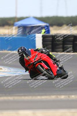 media/Jul-19-2025-TrackDaz (Sat) [[ff1509a44a]]/A Group/12pm (Turn 1)/